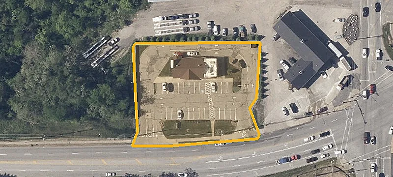 13128 Royalton Rd
