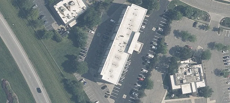 6145 Parkcenter Cir