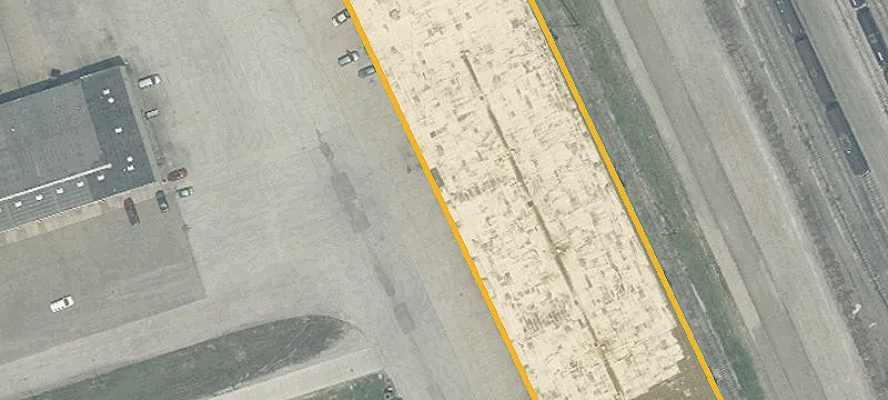555 Commercial Pkwy