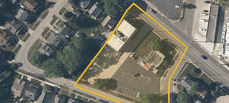 822 Portage Trl