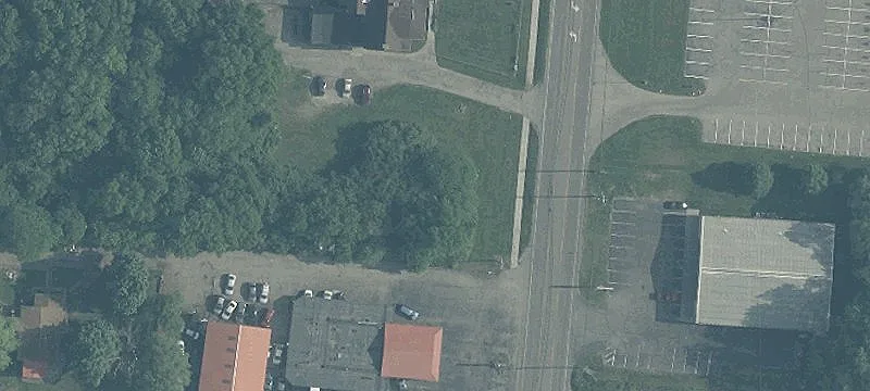 3100 Main St