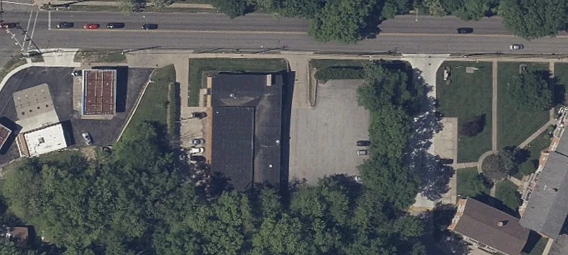10003 Memphis Ave