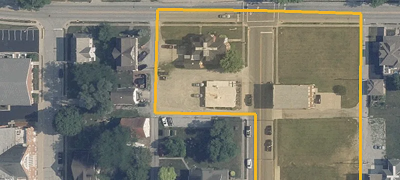105 Main St