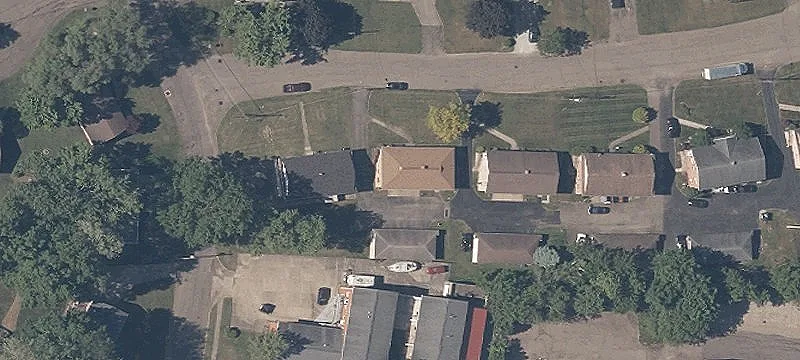 421 Amvale NE Ave