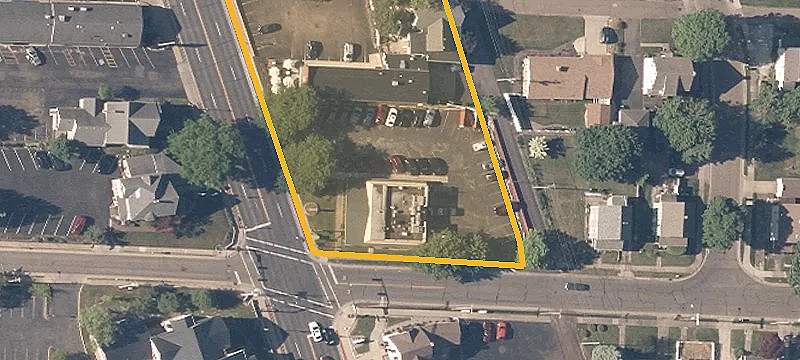 720 Main St