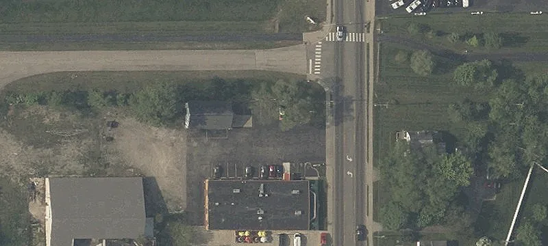 635 Shoop Ave