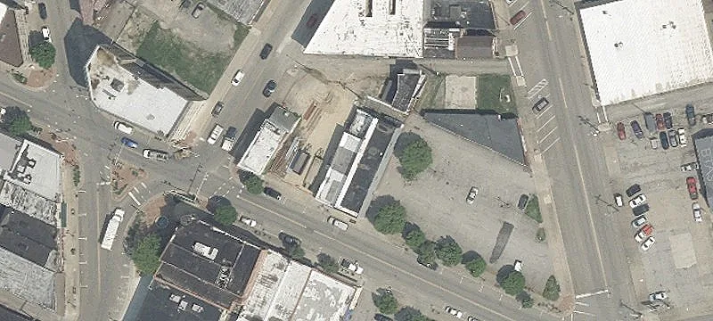 113 6th St