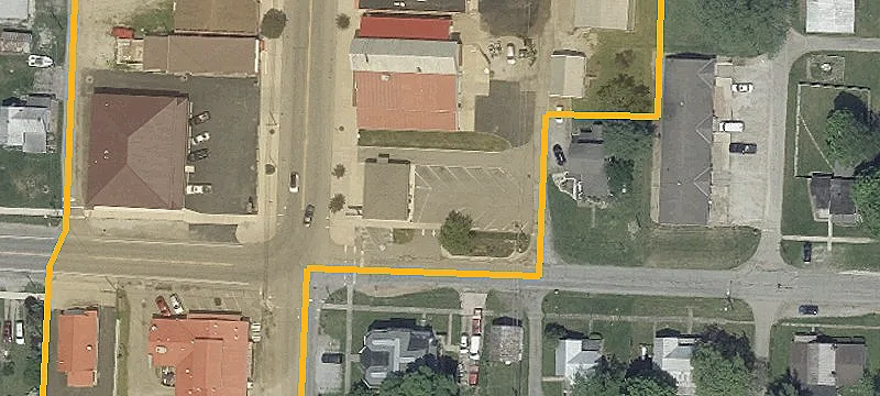 28 Main St