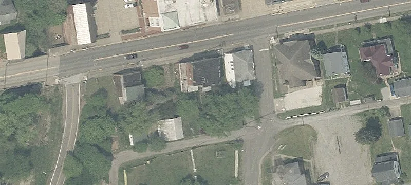 27 Main St