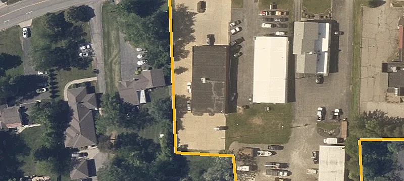 7449 Royalton Rd
