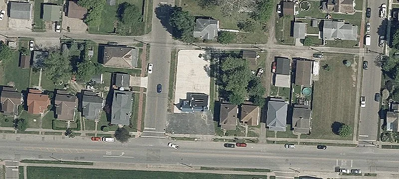 490 Main St