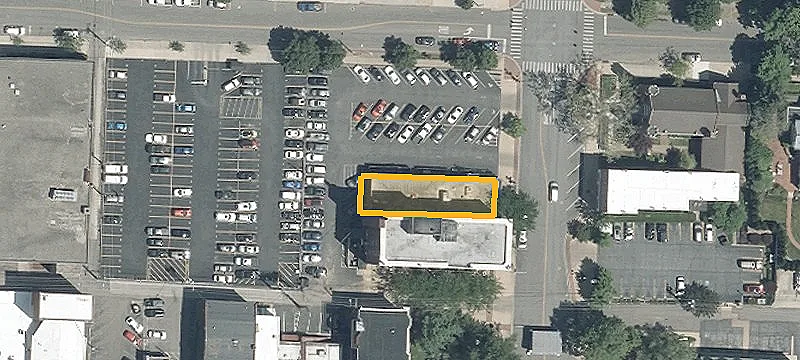 123 Broad St