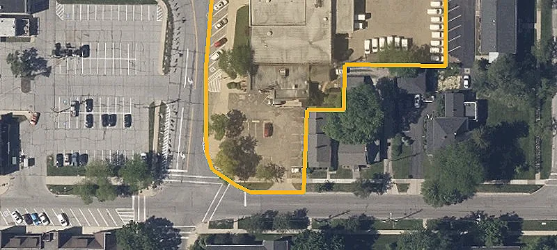 10 Seminary St