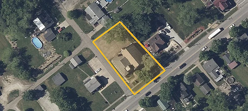 292 Main St