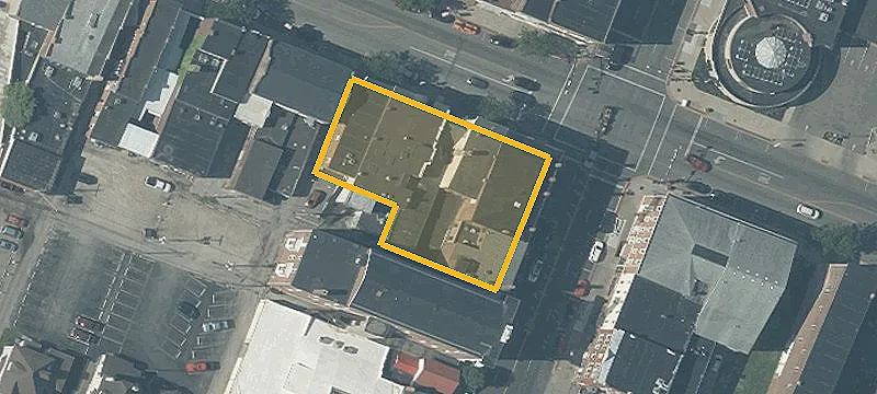 105 Main St
