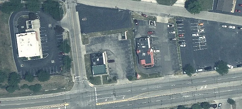 572 Main St