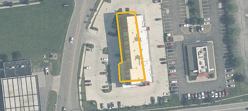 3900 Lyman Dr