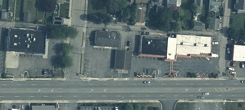 1810 Main St