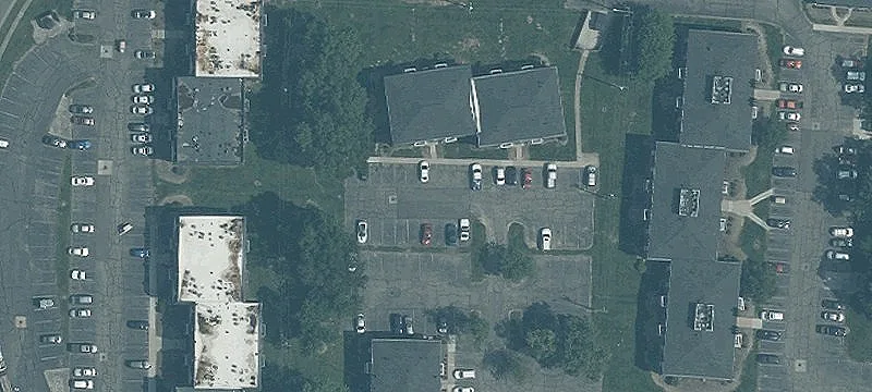 3 Camelot Dr