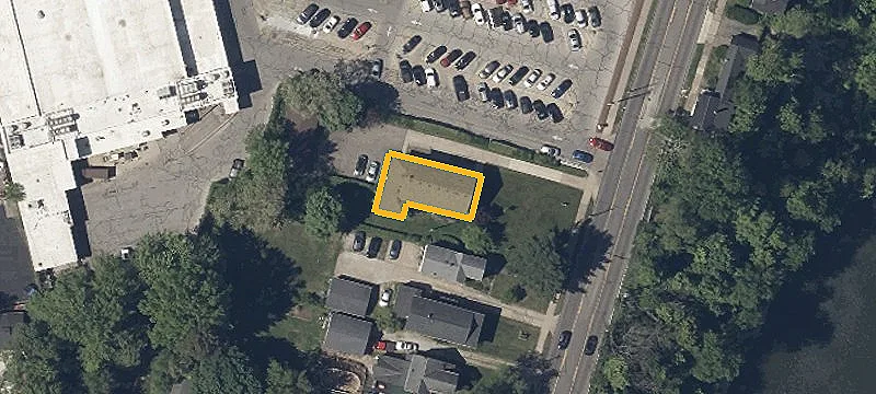 1640 Wooster Rd