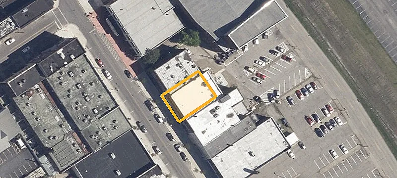 637 Broadway