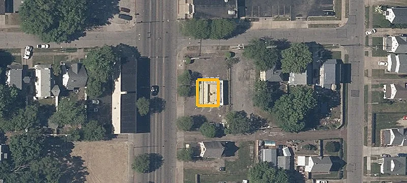 713 Main St