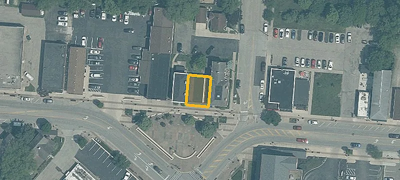 304 Main St