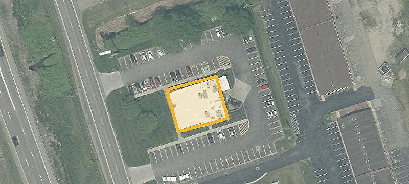 895 Commercial Pkwy