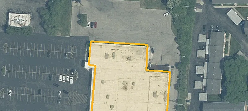 890 Main St