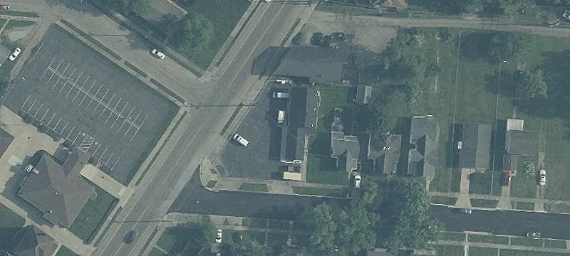 823 Main St