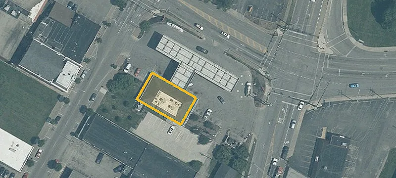 200 Main St