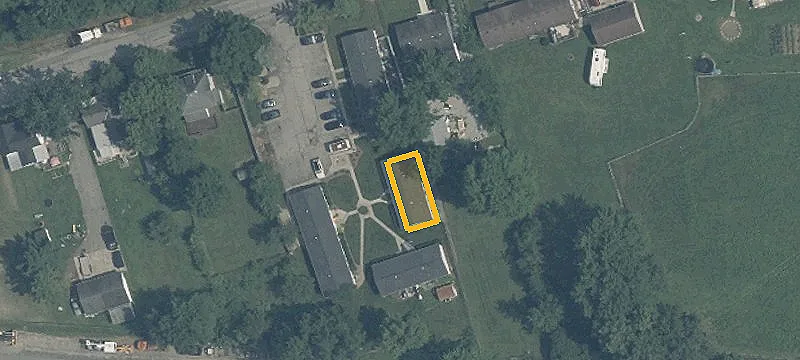 30 Vernon Ave