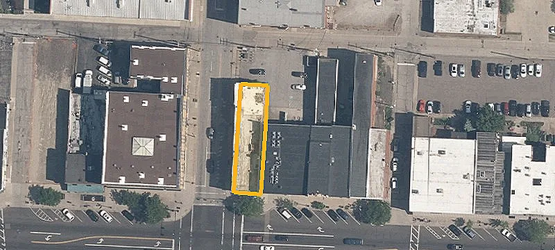 105 Main St