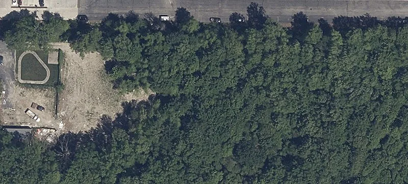 1061 Ctr Rd