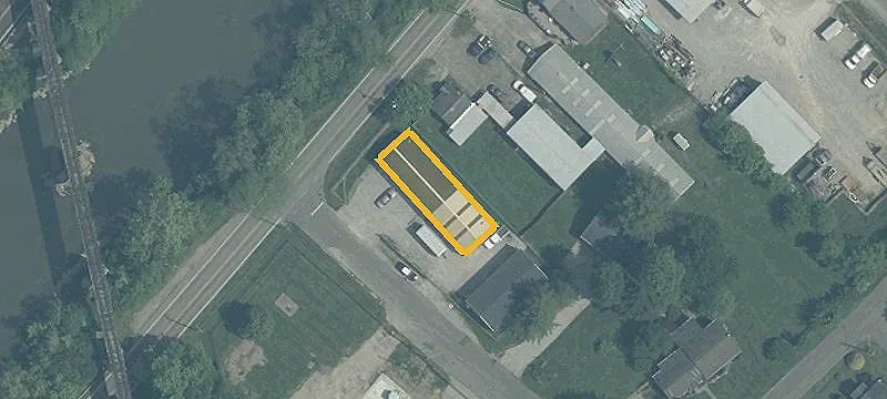 490 Riverside Dr