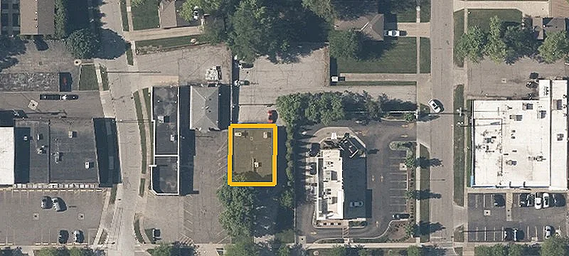 5843 Mayfield Rd