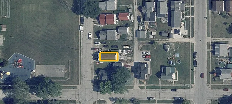 406 Derrick St