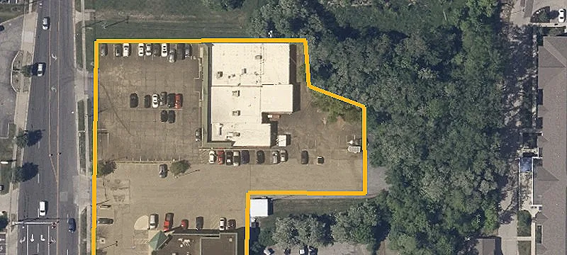 1321 Pearl Rd
