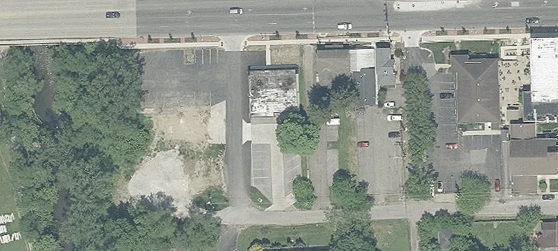 7295 Main St