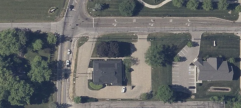 3632 Ridgewood Rd