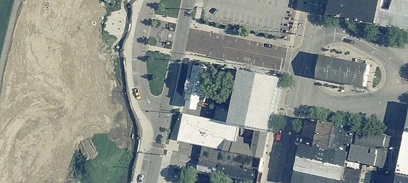 12 Central Ave