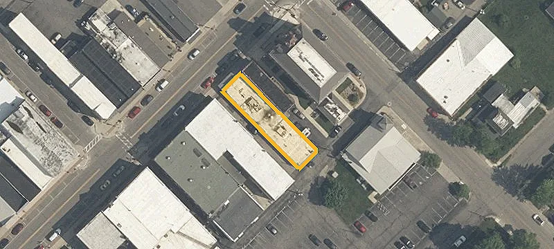 142 Main St