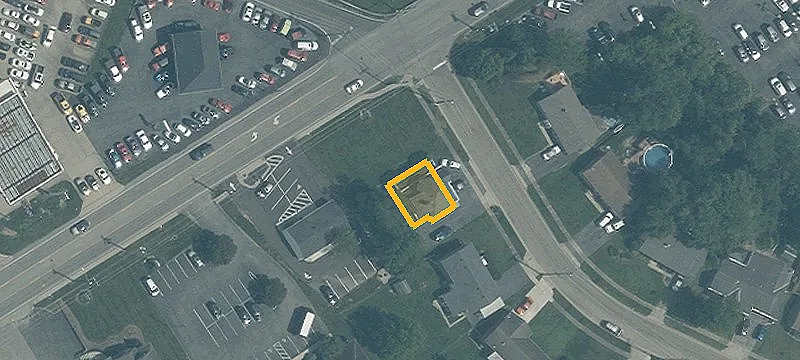 2 Edgecombe Dr