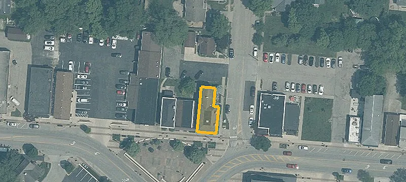 300 Main St
