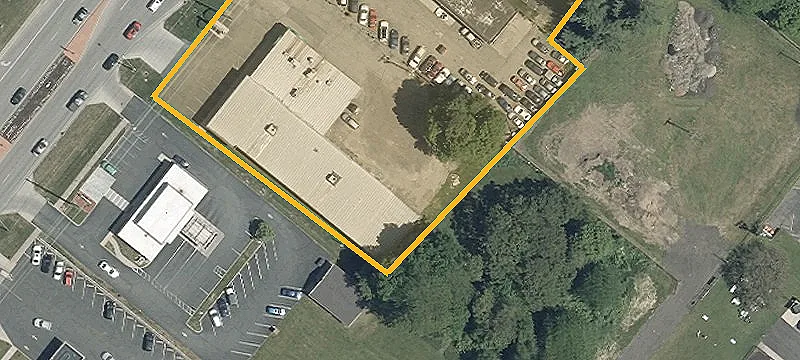 570 Hebron Rd