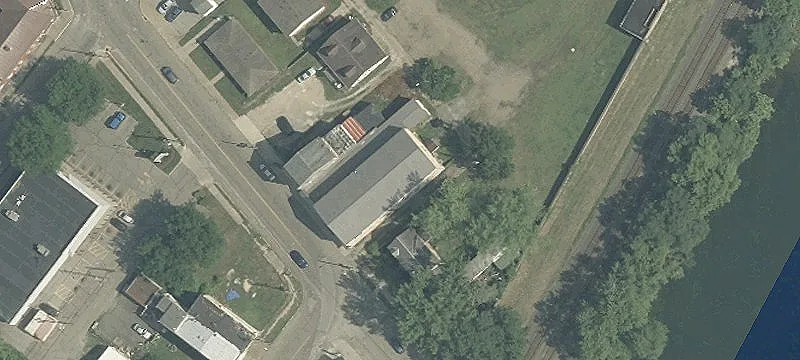 201 3rd St