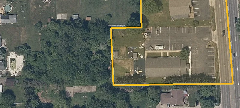640 Canfield Niles Rd