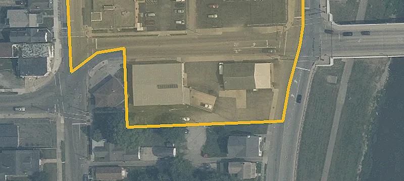 200 Main St