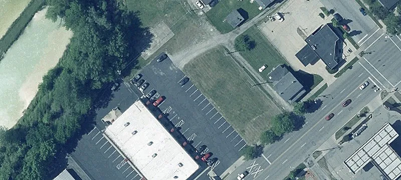 111 High St