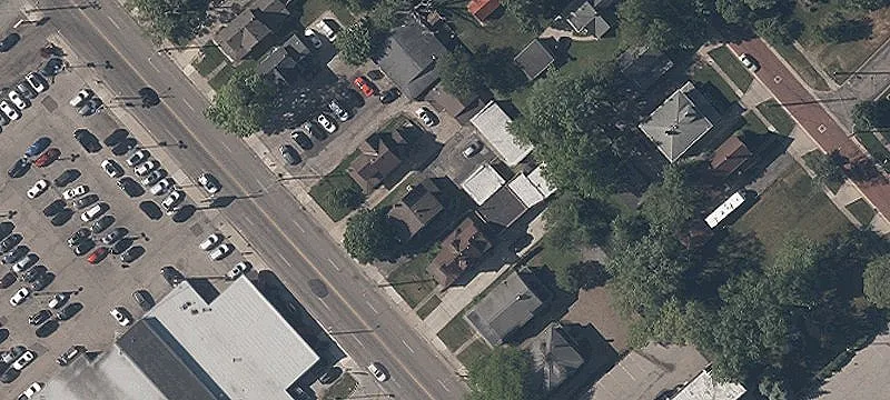 491 Broadway Ave